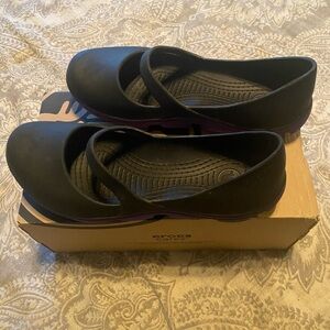 CROCS Women's Black and Purple Slip-On Mules